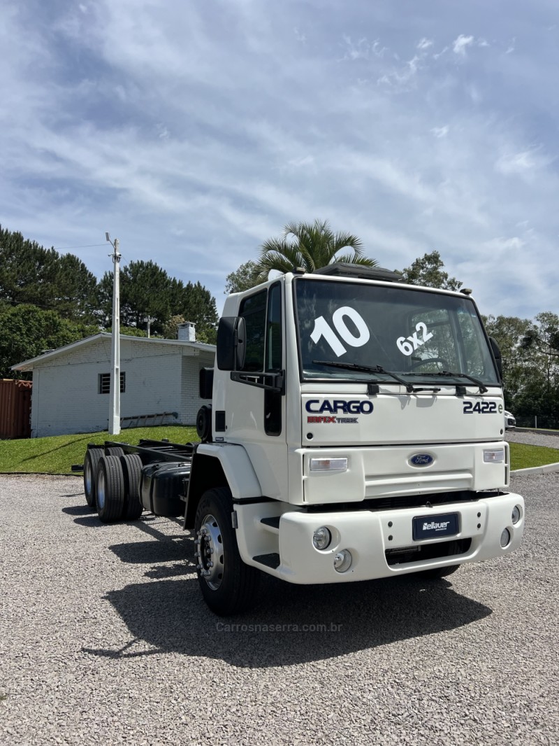 CARGO 2422 E 3 EIXOS - 2010 - CAXIAS DO SUL
