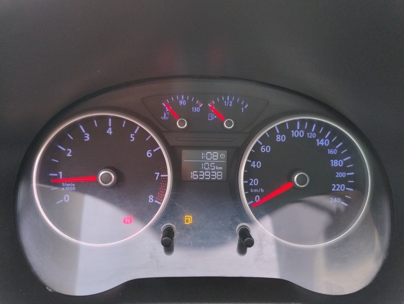 VOYAGE 1.6 MI TREND 8V FLEX 4P MANUAL - 2009 - VACARIA