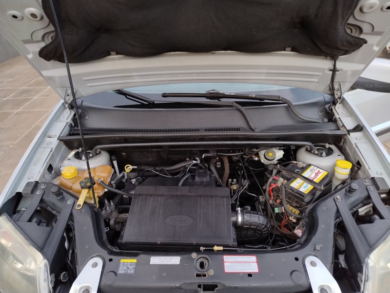 ECOSPORT 1.6 XLT 8V GASOLINA 4P MANUAL - 2005 - VACARIA