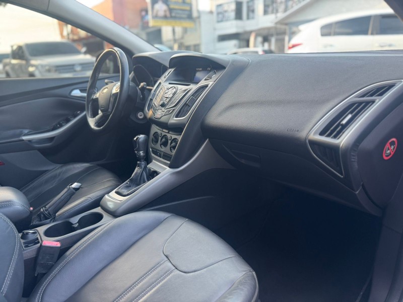 FOCUS 1.6 SE 16V FLEX 4P MANUAL - 2014 - CAXIAS DO SUL