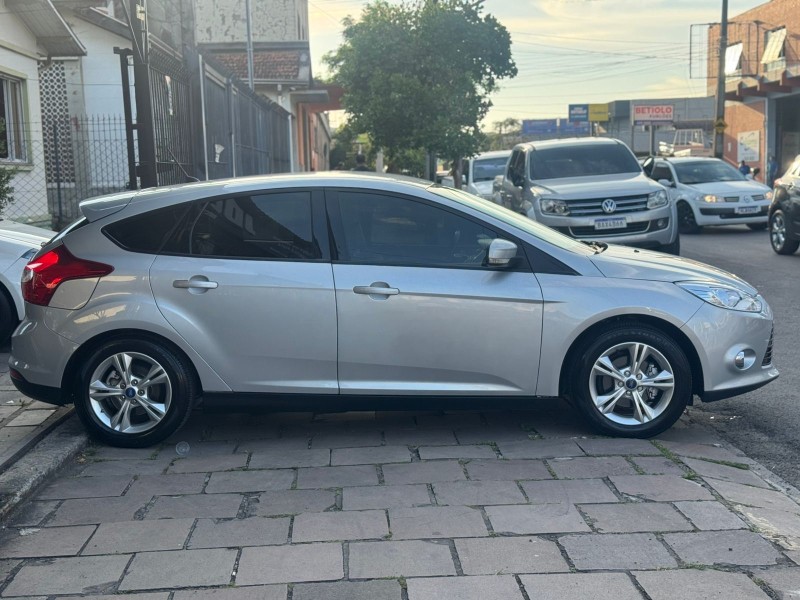 FOCUS 1.6 SE 16V FLEX 4P MANUAL - 2014 - CAXIAS DO SUL