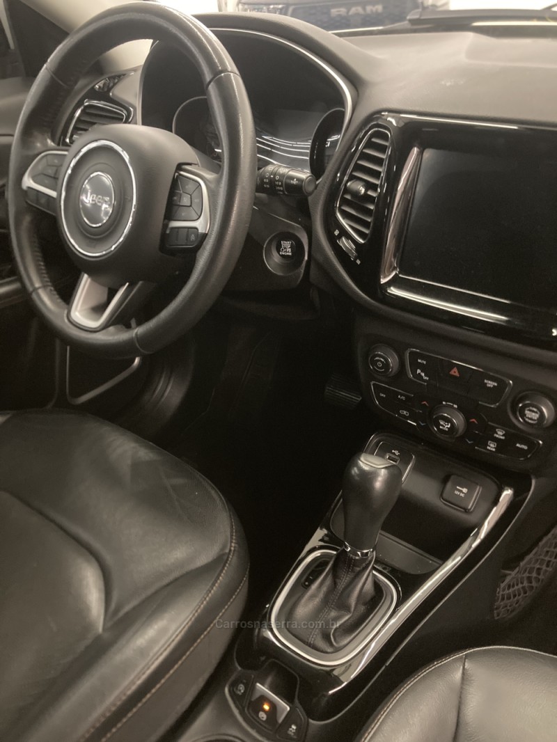 COMPASS 2.0 16V FLEX LIMITED AUTOMÁTICO - 2018 - CAXIAS DO SUL