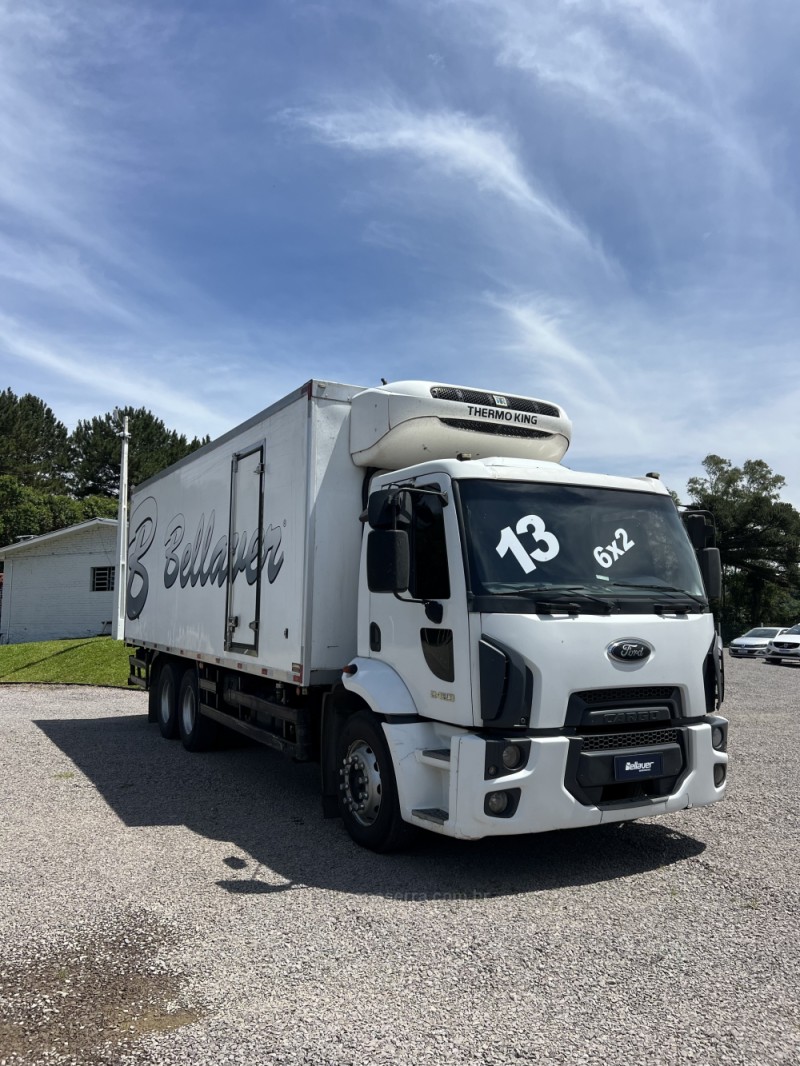 CARGO 2423 E 6X2 TURBO - 2013 - CAXIAS DO SUL