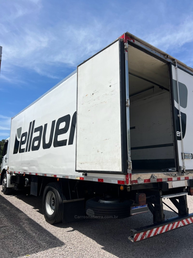 15-180 E CONSTELLATION - 2010 - CAXIAS DO SUL