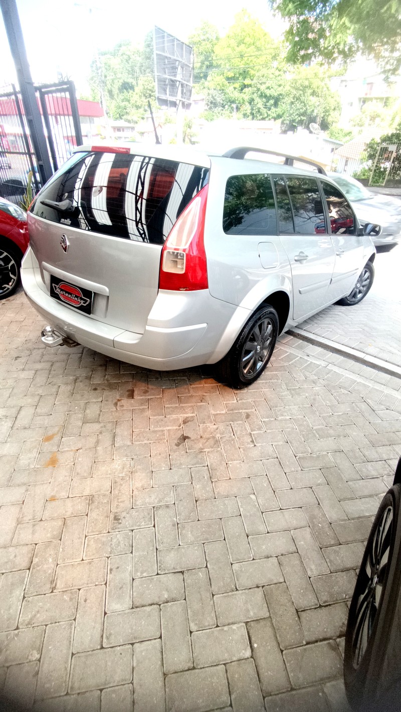 MÉGANE 1.6 DYNAMIQUE GRAND TOUR 16V FLEX 4P MANUAL - 2013 - CAXIAS DO SUL