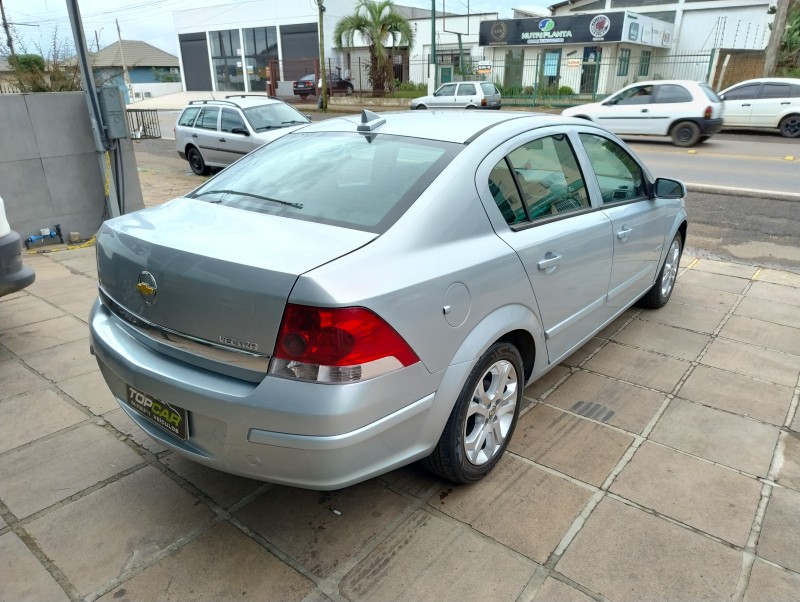 VECTRA 2.0 MPFI EXPRESSION 8V 140CV FLEX 4P MANUAL - 2009 - VACARIA