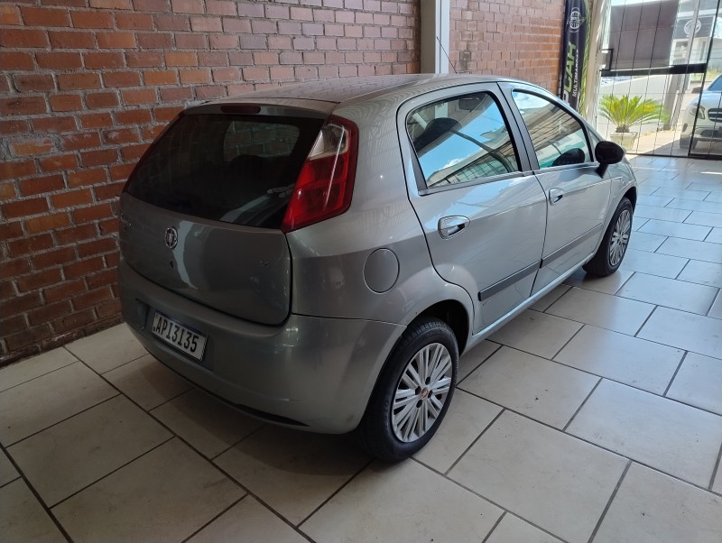 PUNTO 1.4 ELX 8V FLEX 4P MANUAL - 2008 - VACARIA