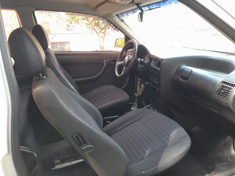 GOL 1.0 MI 8V GASOLINA 2P MANUAL G.III - 2005 - FARROUPILHA