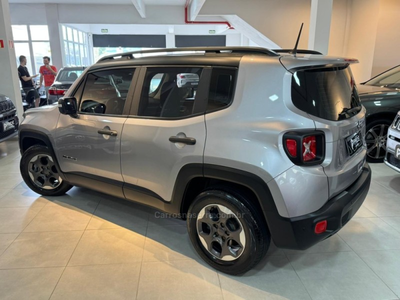 RENEGADE 1.8 16V STD FLEX 4P AUTOMÁTICO - 2020 - CAXIAS DO SUL