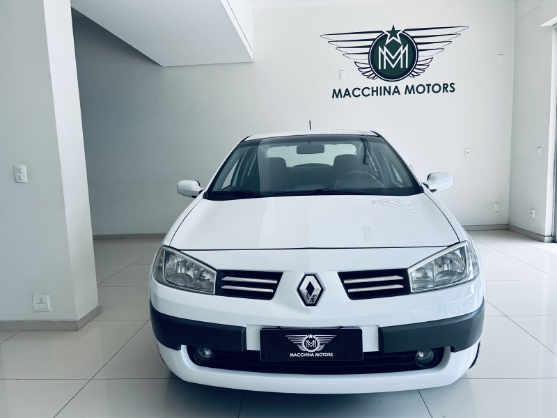 MÉGANE 1.6 DYNAMIQUE 16V FLEX 4P MANUAL - 2010 - CAXIAS DO SUL