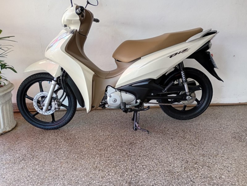 BIZ 125 EX - 2018 - CAMPO BOM