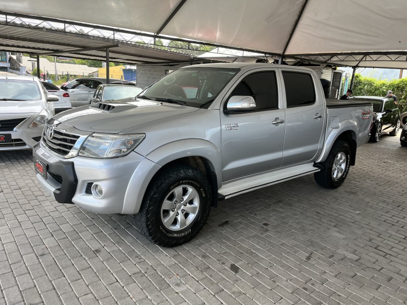 hilux 3.0 srv 4x4 cd 16v turbo intercooler diesel 4p automatico 2013 caxias do sul