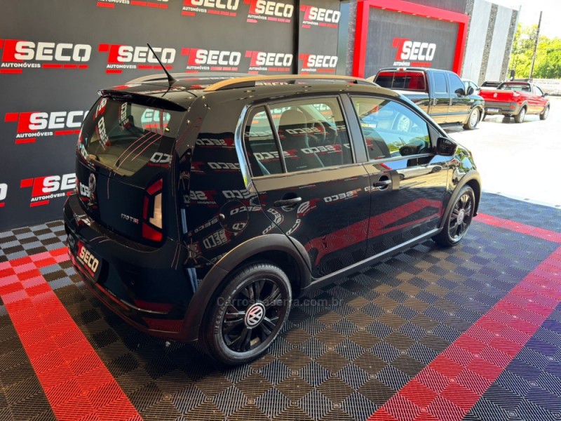 UP 1.0 TSI XTREME UP 12V FLEX 4P MANUAL - 2020 - PASSO FUNDO