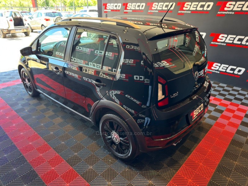 UP 1.0 TSI XTREME UP 12V FLEX 4P MANUAL - 2020 - PASSO FUNDO