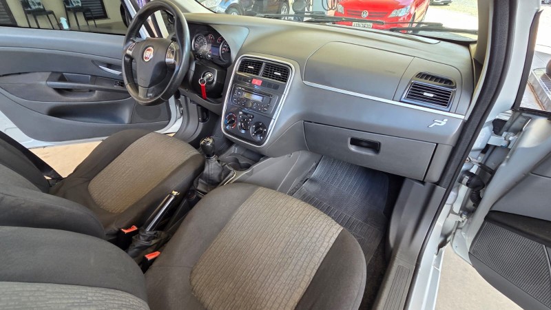 PUNTO 1.8 ESSENCE 16V FLEX 4P MANUAL - 2012 - CAXIAS DO SUL