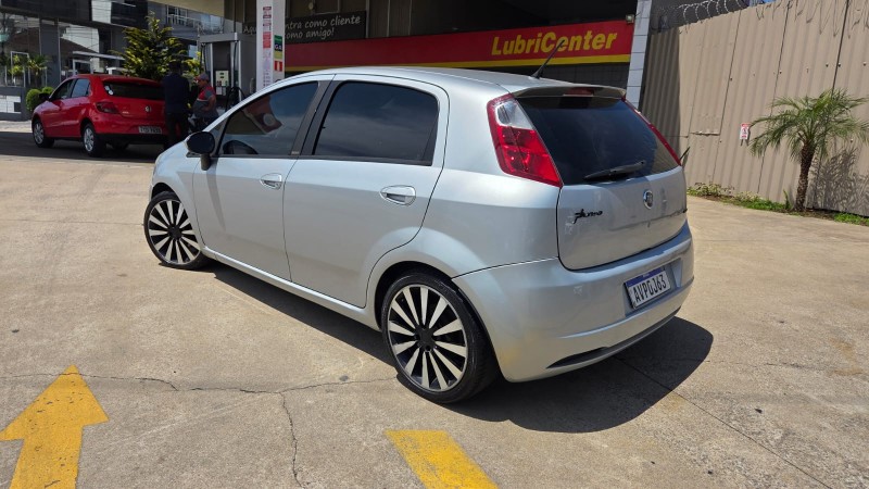 PUNTO 1.8 ESSENCE 16V FLEX 4P MANUAL - 2012 - CAXIAS DO SUL