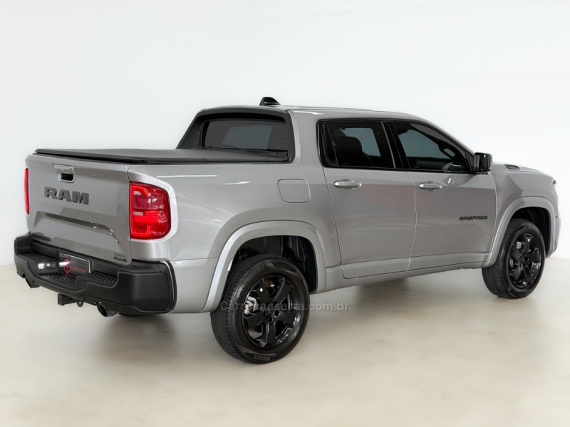 RAMPAGE 2.0 HURRICANE LARAMIE 4 4X4 TURBO GASOLINA 4P AUTOMÁTICO - 2024 - CAXIAS DO SUL