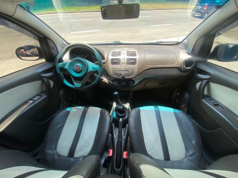 GRAND SIENA 1.6 MPI ESSENCE SUBLIME 16V FLEX 4P MANUAL - 2015 - CAXIAS DO SUL