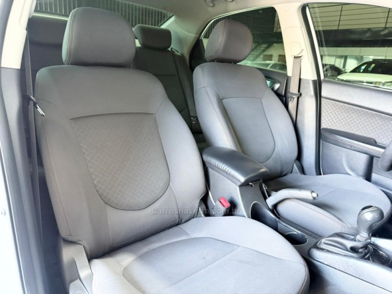 CERATO 1.6 SX3 16V FLEX 4P AUTOMÁTICO - 2011 - NOVO HAMBURGO