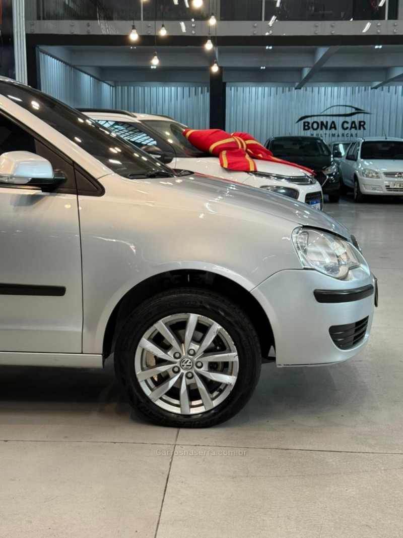 POLO 1.6 MI 8V FLEX 4P MANUAL - 2010 - CAXIAS DO SUL