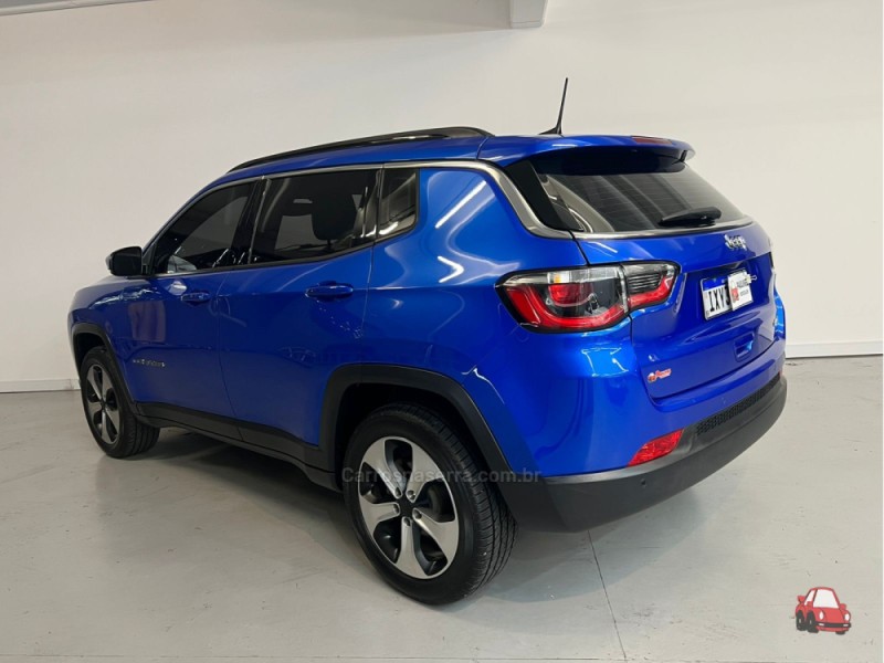 COMPASS 2.0 16V FLEX LONGITUDE AUTOMÁTICO - 2017 - CAXIAS DO SUL