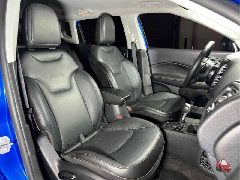 COMPASS 2.0 16V FLEX LONGITUDE AUTOMÁTICO - 2017 - CAXIAS DO SUL