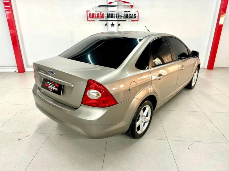 FOCUS 2.0 GLX SEDAN 16V FLEX 4P MANUAL - 2009 - CAXIAS DO SUL