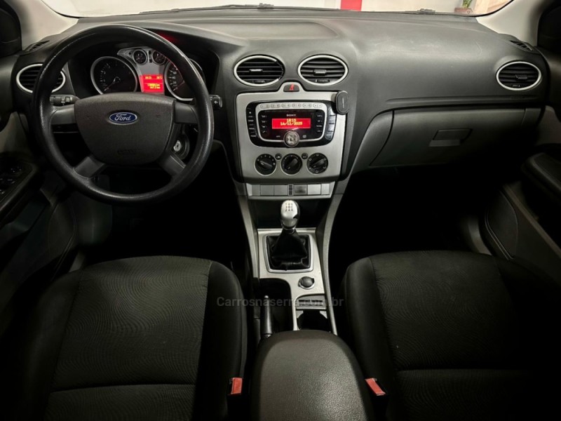FOCUS 2.0 GLX SEDAN 16V FLEX 4P MANUAL - 2009 - CAXIAS DO SUL