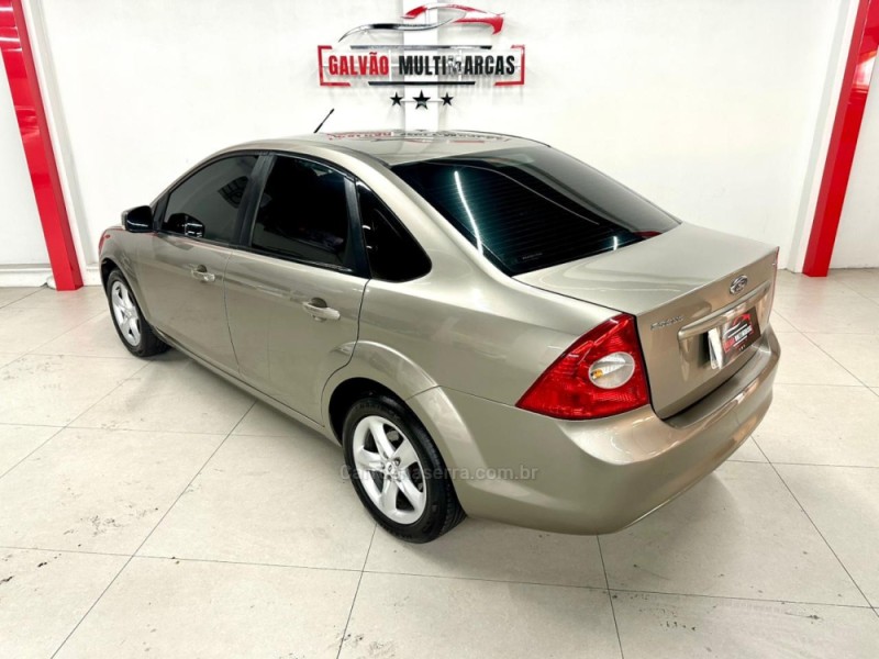 FOCUS 2.0 GLX SEDAN 16V FLEX 4P MANUAL - 2009 - CAXIAS DO SUL
