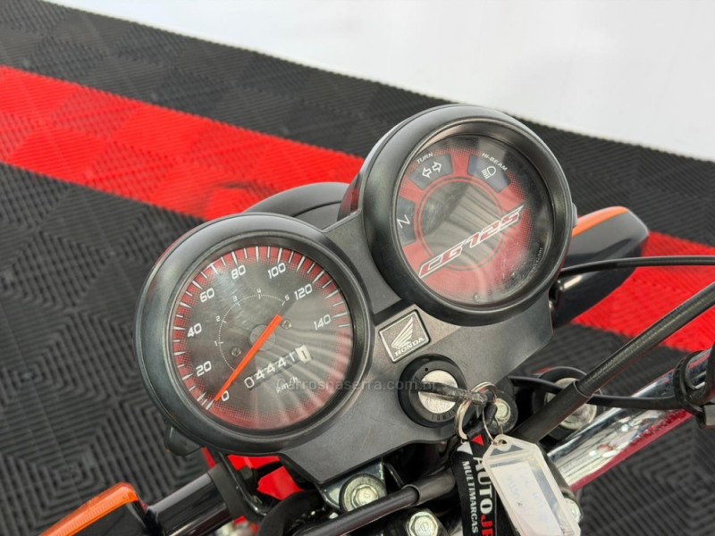 CG 125 FAN KS - 2012 - VACARIA