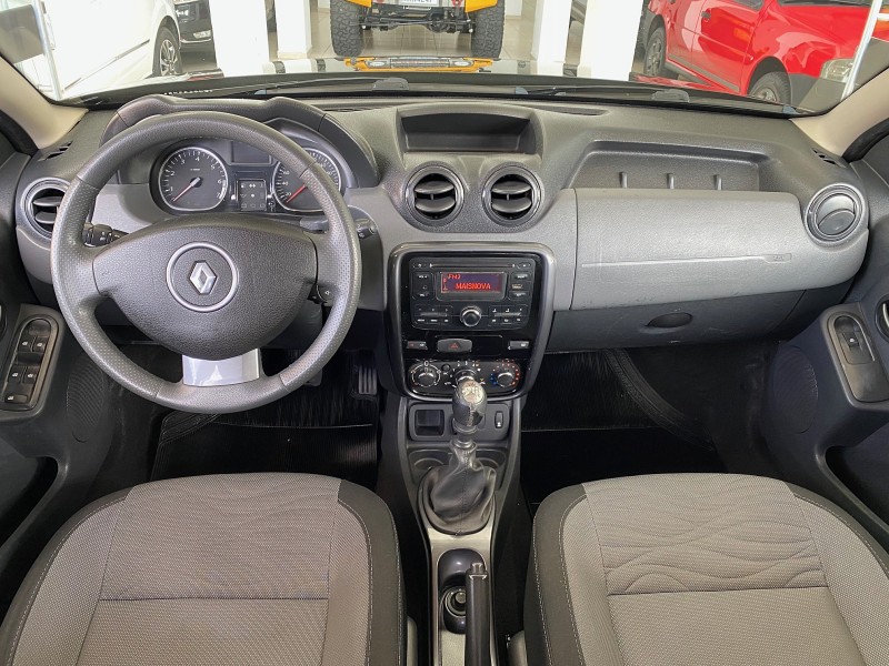 DUSTER 2.0 DYNAMIQUE 4X2 16V FLEX 4P MANUAL - 2014 - CAXIAS DO SUL