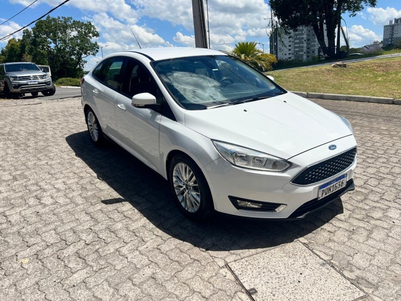 FOCUS 2.0 SE FASTBACK 16V FLEX 4P AUTOMÁTICO - 2016 - BENTO GONçALVES