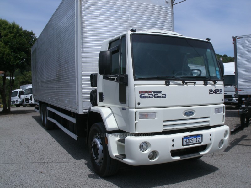 CARGO 2422 E 3 EIXOS - 2011 - GARIBALDI