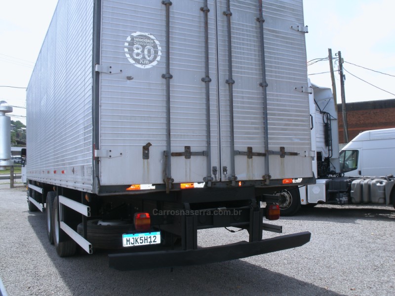 CARGO 2422 E 3 EIXOS - 2011 - GARIBALDI