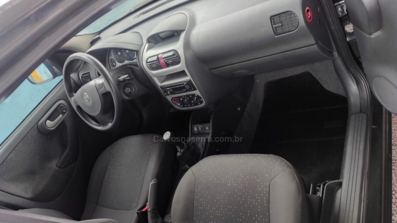 CORSA 1.4 MPFI MAXX SEDAN 8V FLEX 4P MANUAL - 2012 - SAPIRANGA