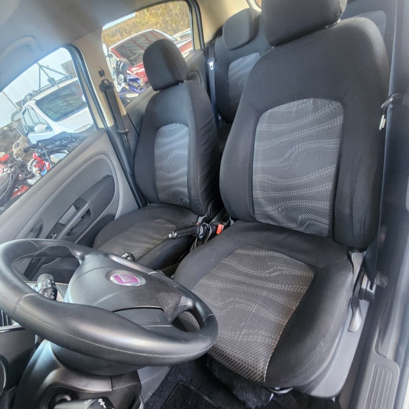 PUNTO 1.4 8V FLEX 4P MANUAL - 2010 - CAXIAS DO SUL