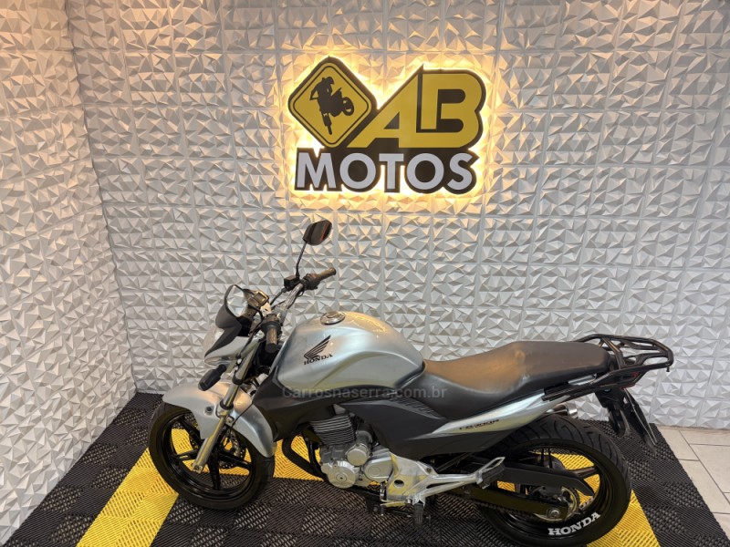 CB 300R  - 2010 - CAXIAS DO SUL