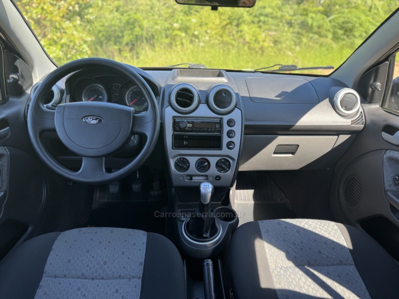 FIESTA 1.6 MPI CLASS HATCH 8V FLEX 4P MANUAL - 2011 - BENTO GONçALVES