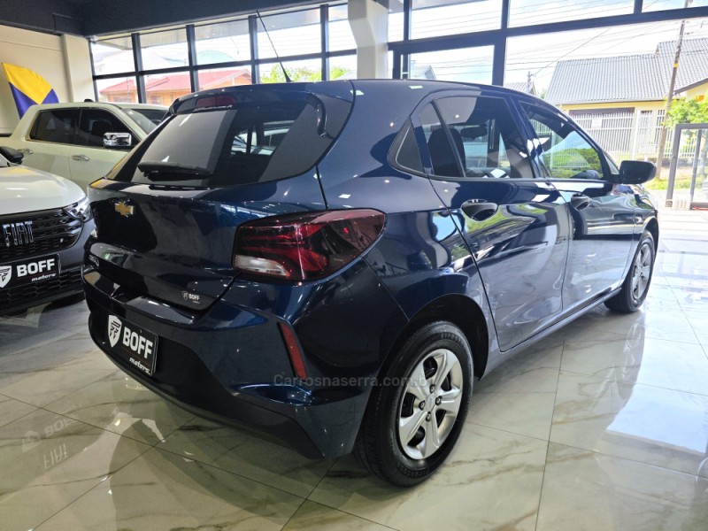 ONIX 1.0 12V FLEX 4P MANUAL - 2023 - CAXIAS DO SUL