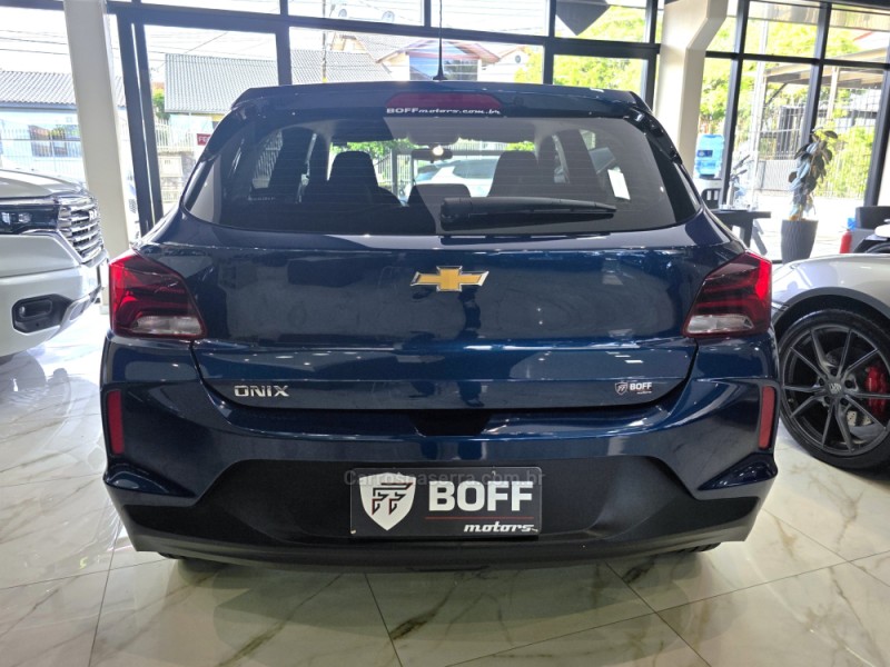 ONIX 1.0 12V FLEX 4P MANUAL - 2023 - CAXIAS DO SUL