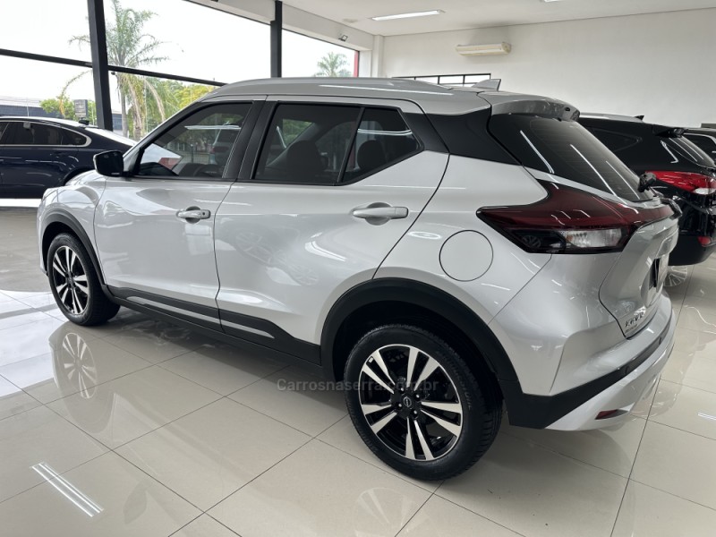 KICKS 1.6 ADVANCE 16V FLEX 4P AUTOMÁTICO - 2024 - CHARQUEADAS