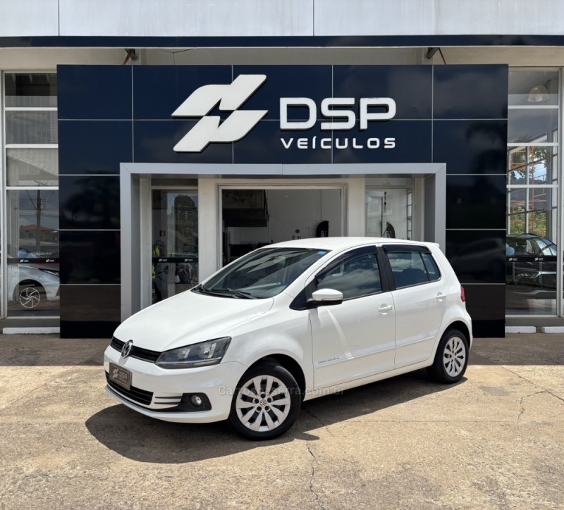 FOX 1.0 MI COMFORTLINE 8V FLEX 4P MANUAL - 2015 - BOM JESUS