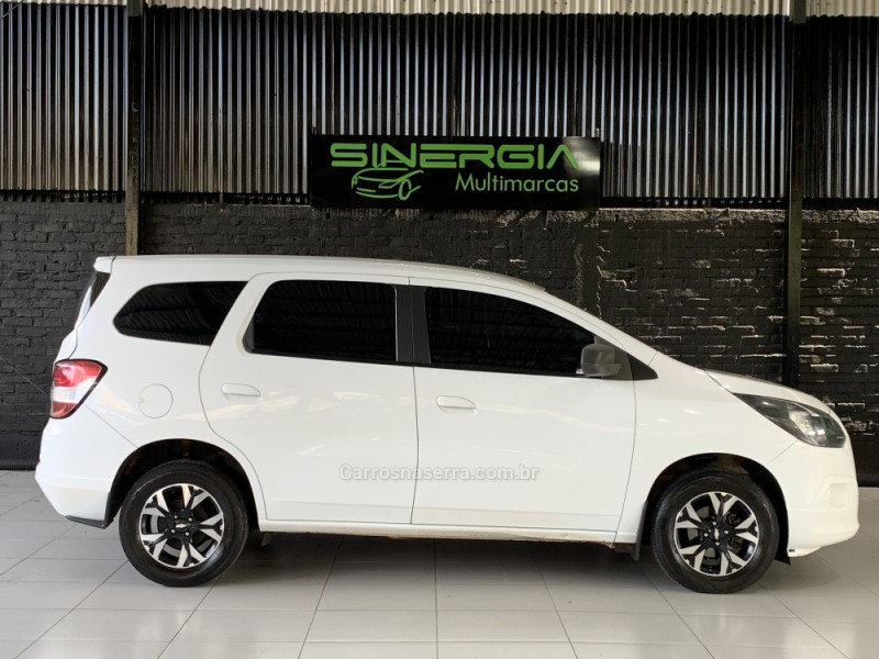 SPIN 1.8 LT 8V FLEX 4P MANUAL - 2017 - CAXIAS DO SUL