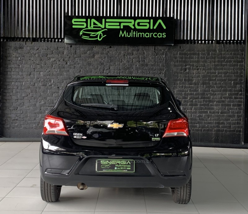 ONIX 1.0 LT PLUS 8V FLEX 4P MANUAL - 2019 - CAXIAS DO SUL