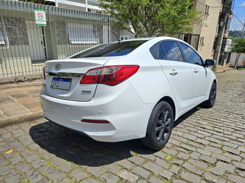 HB20S 1.6 COMFORT PLUS 16V FLEX 4P AUTOMÁTICO - 2018 - CAXIAS DO SUL
