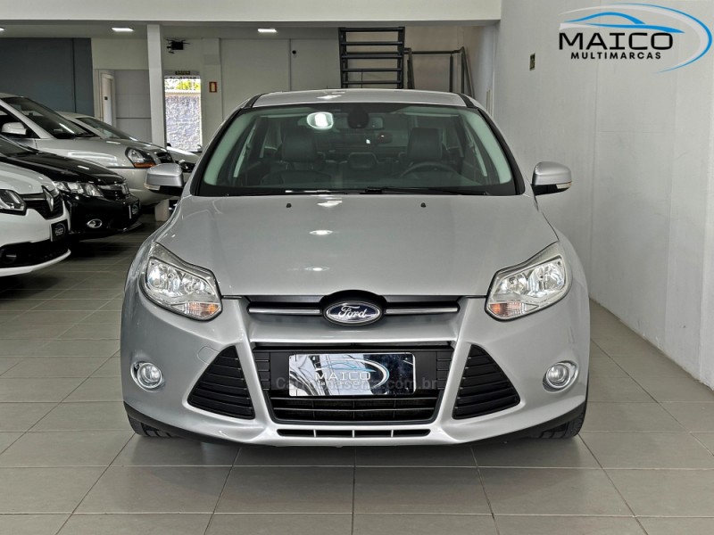 FOCUS 2.0 SEDAN 16V GASOLINA 4P MANUAL - 2014 - NOVO HAMBURGO