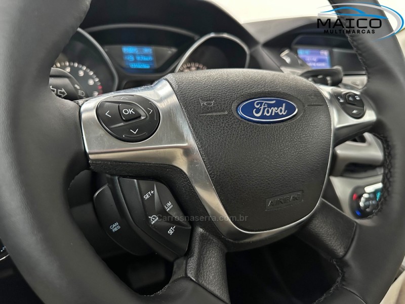 FOCUS 2.0 SEDAN 16V GASOLINA 4P MANUAL - 2014 - NOVO HAMBURGO