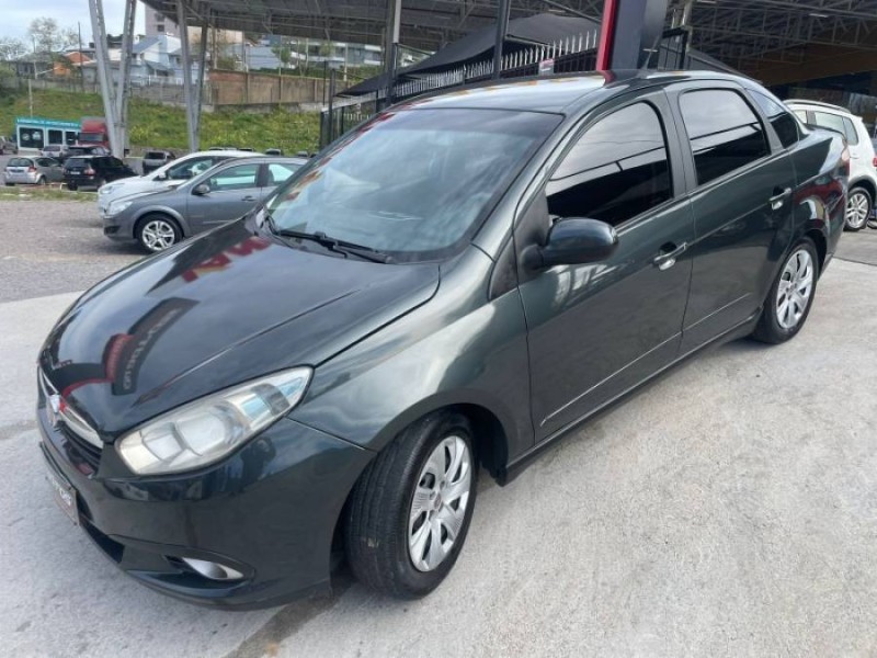 GRAND SIENA 1.4 MPI ATTRACTIVE 8V FLEX 4P MANUAL - 2016 - CAXIAS DO SUL