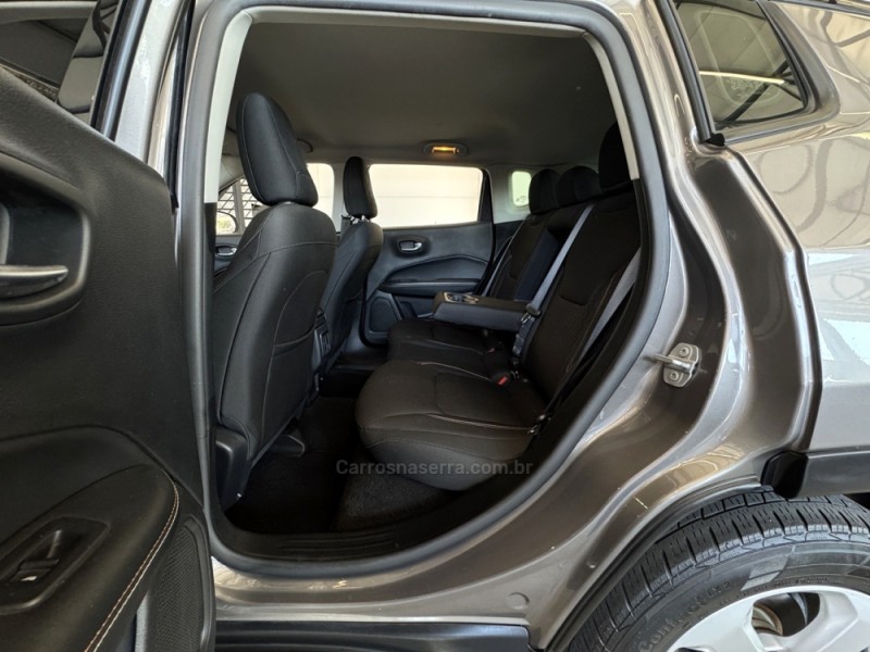 COMPASS 2.0 16V FLEX SPORT AUTOMÁTICO - 2018 - BENTO GONçALVES