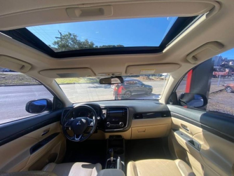 OUTLANDER 2.2 4X4 16V DIESEL 4P AUTOMÁTICO - 2016 - CAXIAS DO SUL